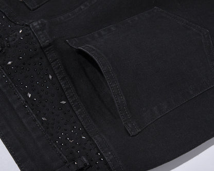Sacha – Jean slim noir orné de strass