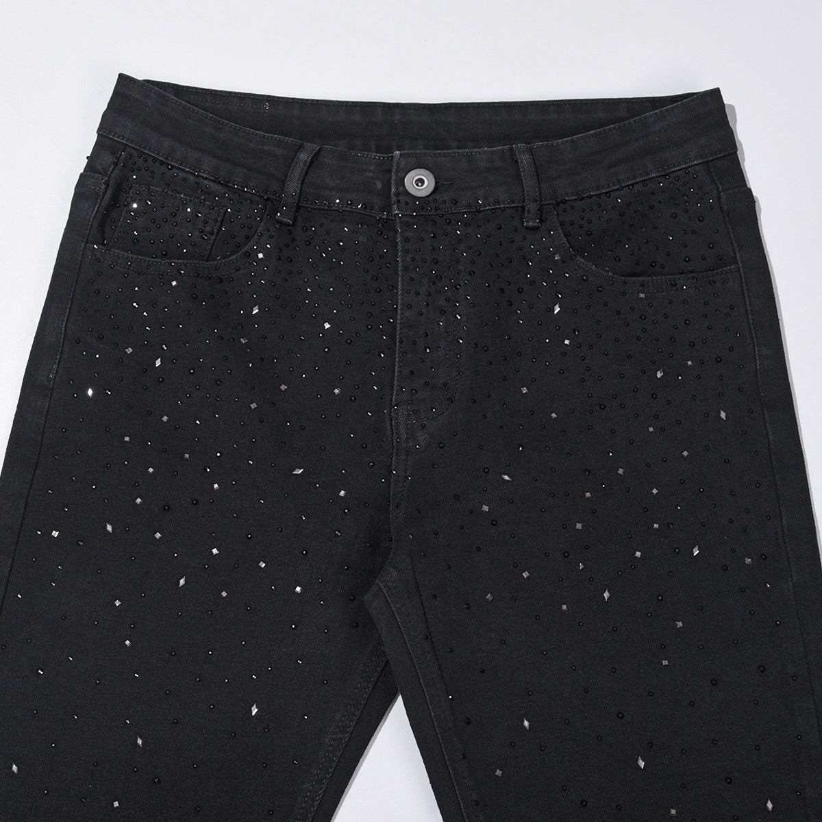 Sacha – Jean slim noir orné de strass