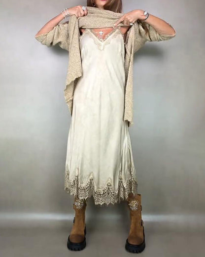 Élia – Ensemble féminin en maille douce et détails de dentelle