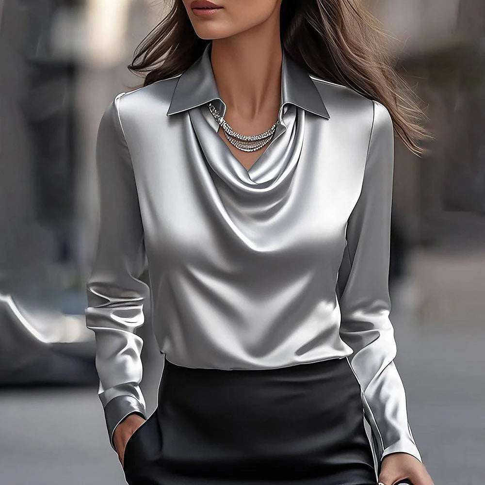 Manon – Blouse en satin élégante à encolure drapée